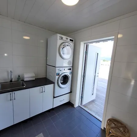 Moderne Rorbu I Lofoten Holiday home *