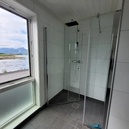 Moderne Rorbu I Lofoten Holiday home Gravdal (Vestvagoy)