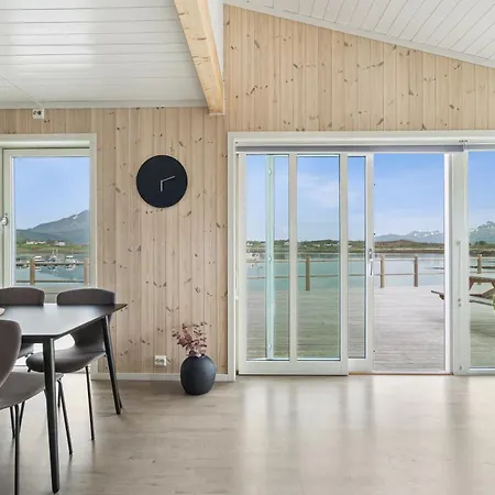 Holiday home Moderne Rorbu I Lofoten *