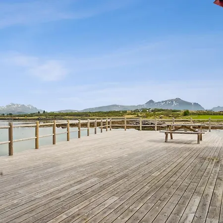 Spectacular Waterfront Fishermans - Rorbu Holiday home *