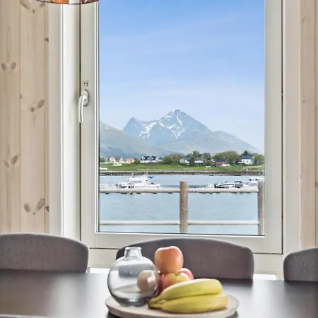 Moderne Rorbu I Lofoten Holiday home